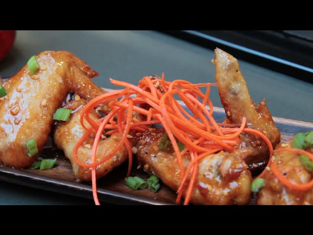Pok Pok Wings at Lucky Peaches